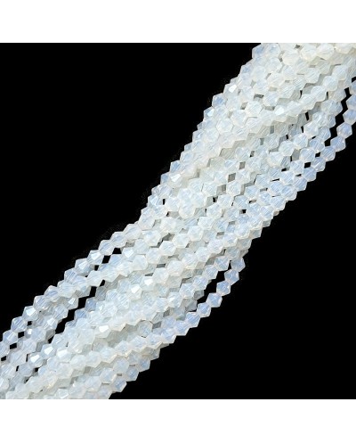 Opal syntetyczny bicone fasetowana 4mm sznurek
