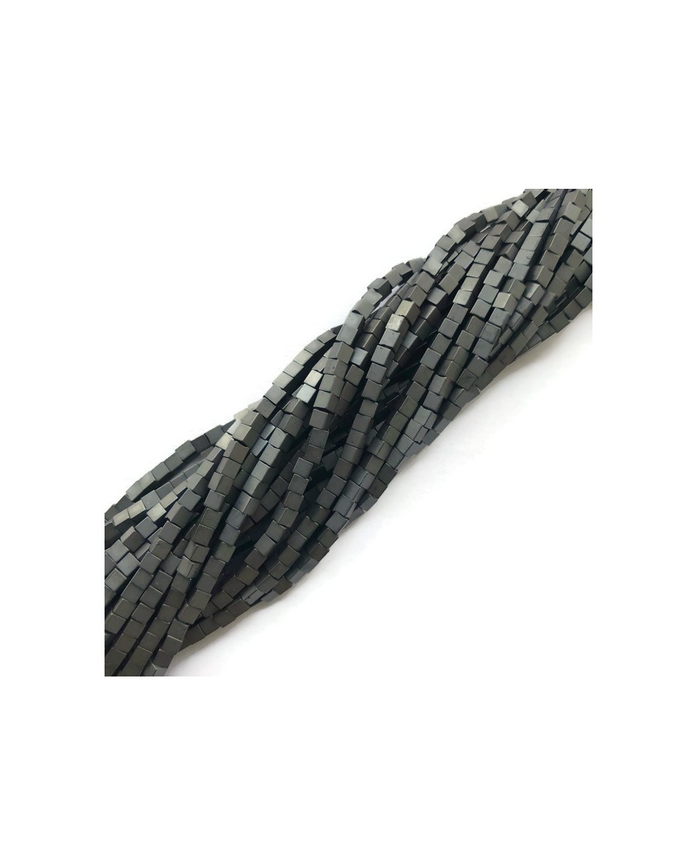 Hematyt kostka 4x4mm grafit sznurek