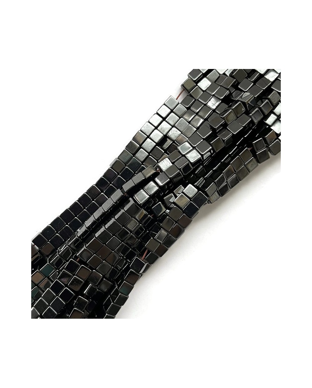 Hematyt magnetyczny kostka 4x4mm czarny