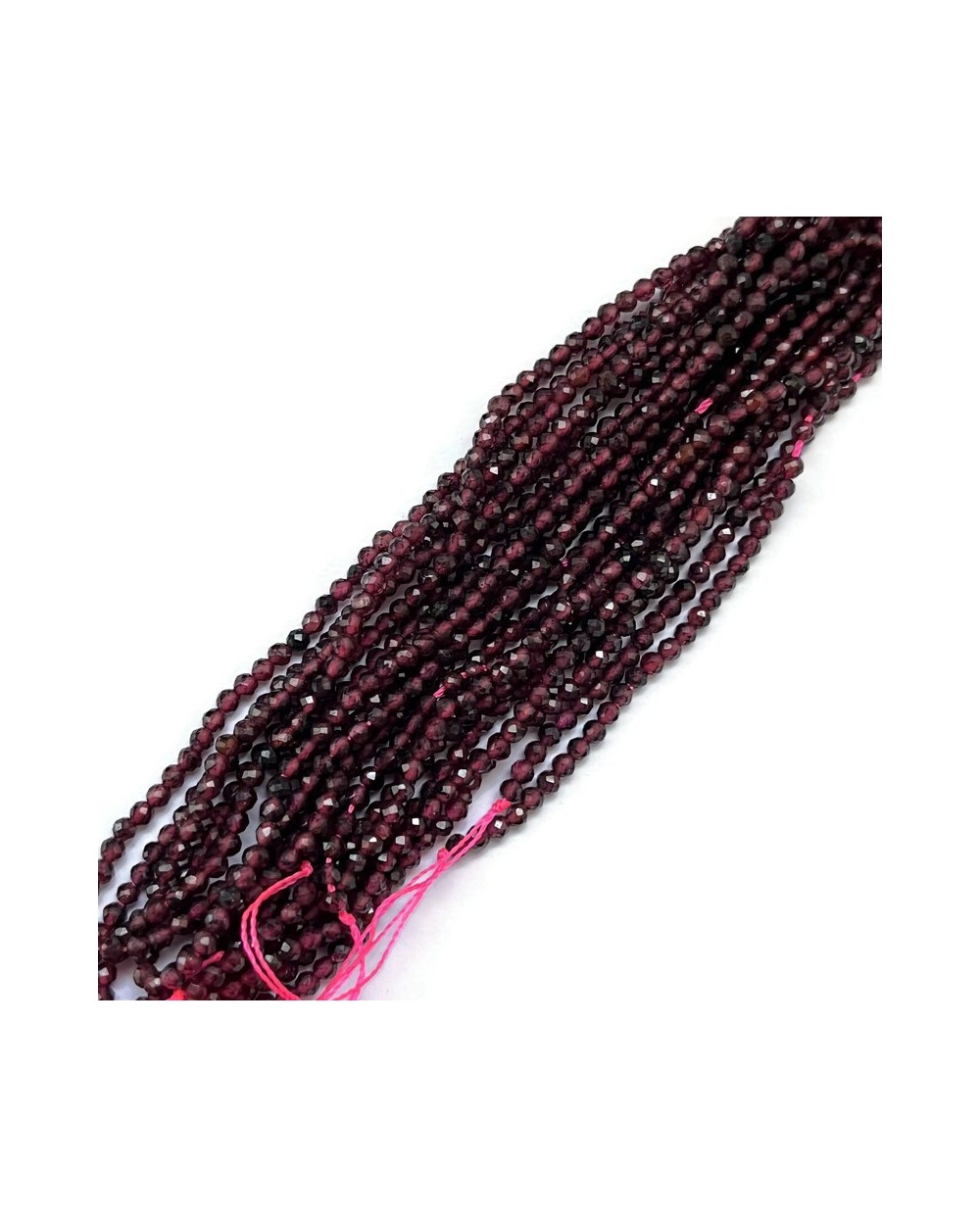 Granat kulka fasetowana 2-2,5mm sznurek