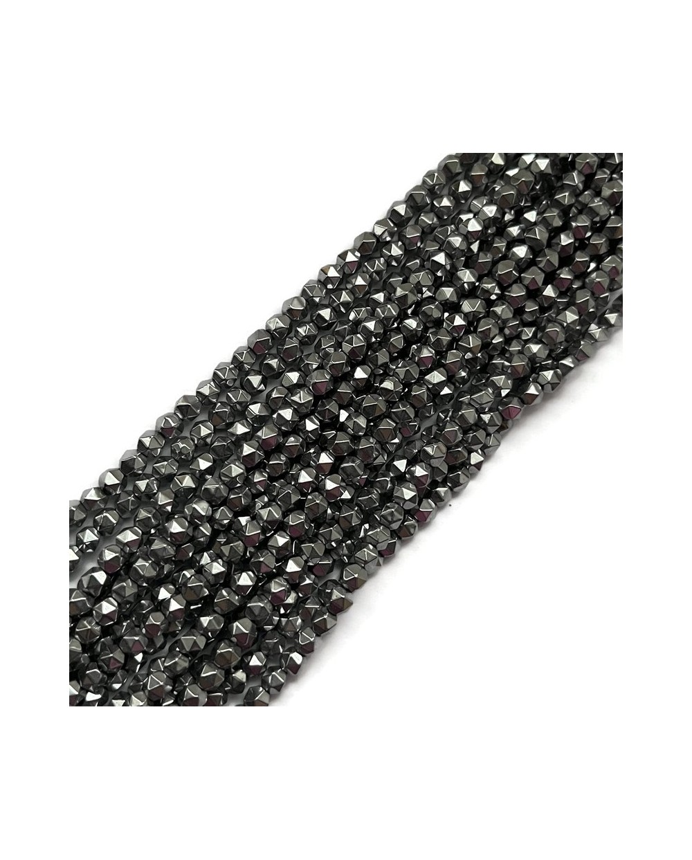 Hematyt bryłka 3,8-4mm sznurek srebrny