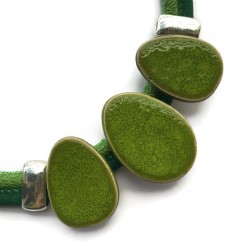 Naszyjnik z ceramiki OWAL zielony