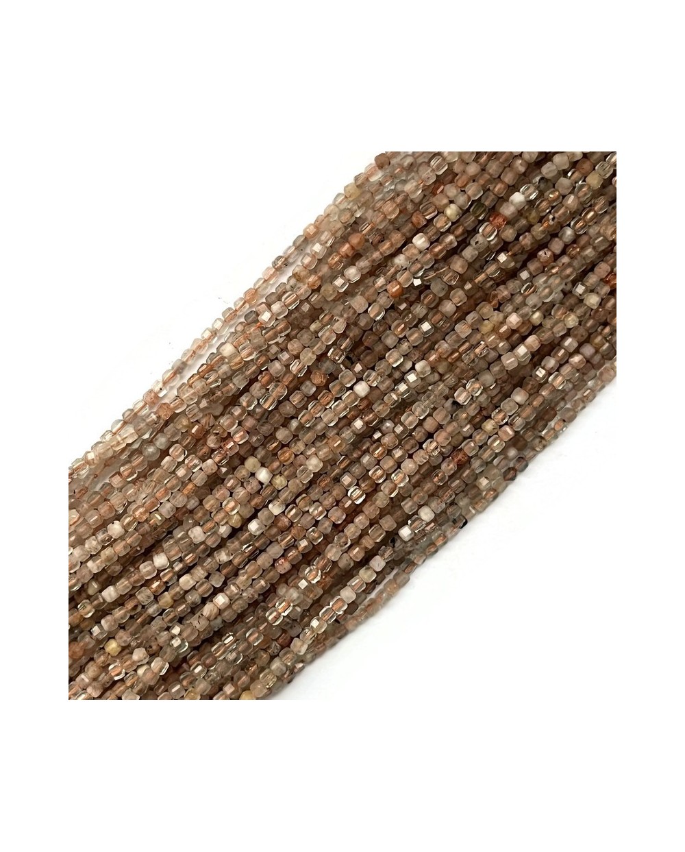 Kamień słoneczny kostka fasetowana ok 2~2.5x2~2.5x2~2.5mm  sznurek pomarańczowy