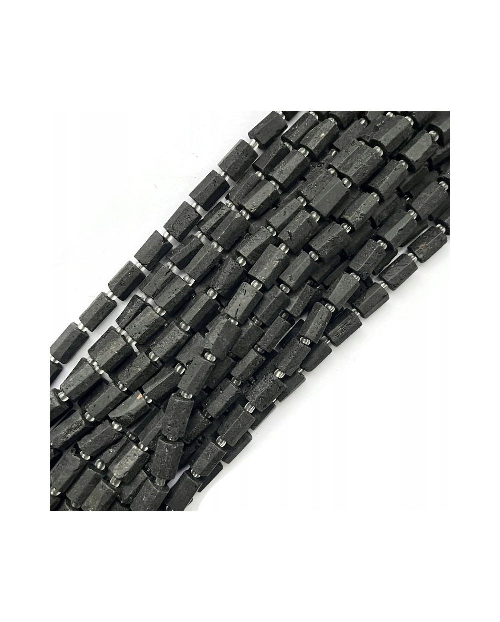 Turmalin czarny walec ok 9~11x6~7.5x6~7.5mm, sznurek