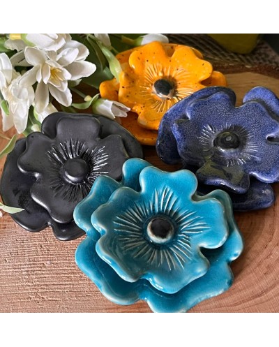 Element ceramiczny kwiat turkusowy, na wisior, zawieszkę do biżuterii 70-80mm