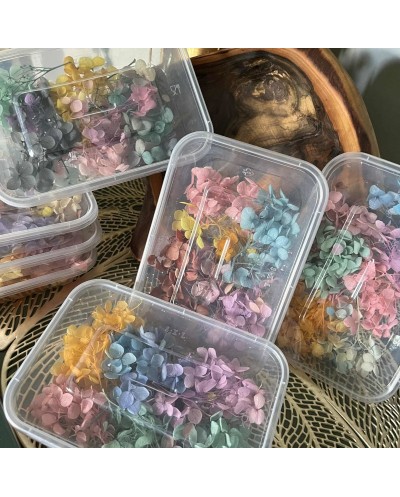 Kwiaty suszone do zatopienia w żywicy, mix kolorów 20gram.