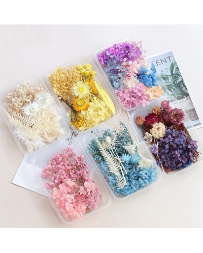 Kwiaty suszone do zatopienia w żywicy, wosku