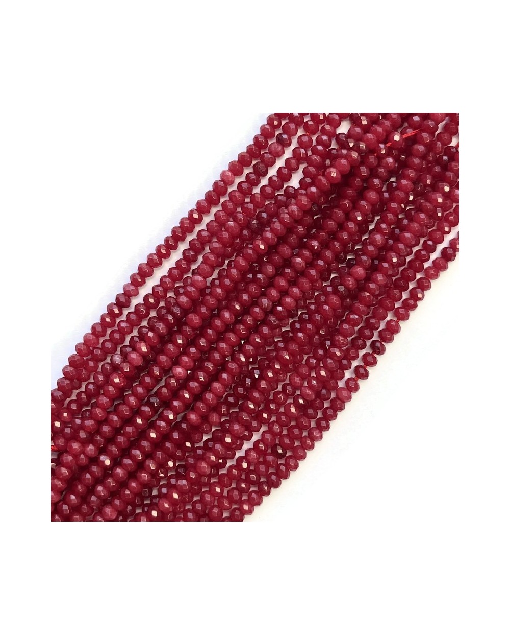 Jadeit oponka 4x3mm sznurek czerwony