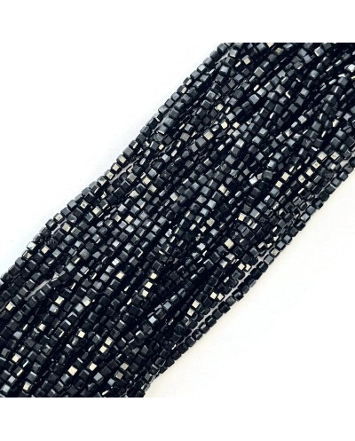 Turmalin czarny kostka fasetowana ok 2x2mm sznurek 40cm