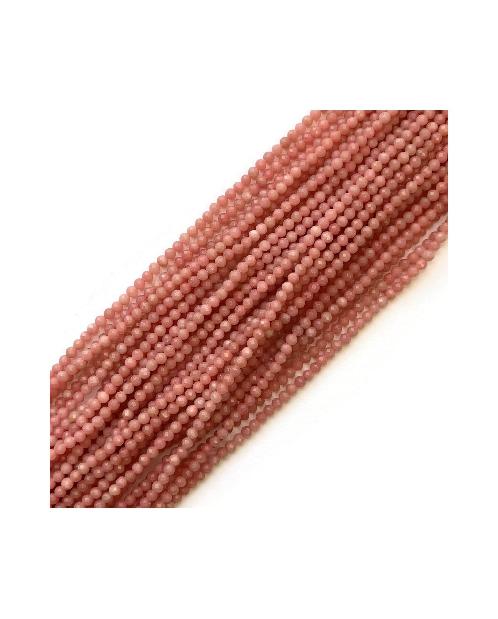 Opal różowy kulka fasetowana ok 3mm sznurek