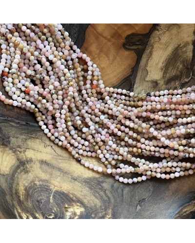 Opal różowy peruwiański kulka fasetowana ok 3mm sznurek