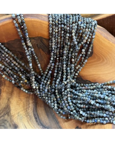 Kyanit kamień naturalny – piękno, równowaga i energia w biżuterii handmade | Kyanit kulka fasetowana 3mm