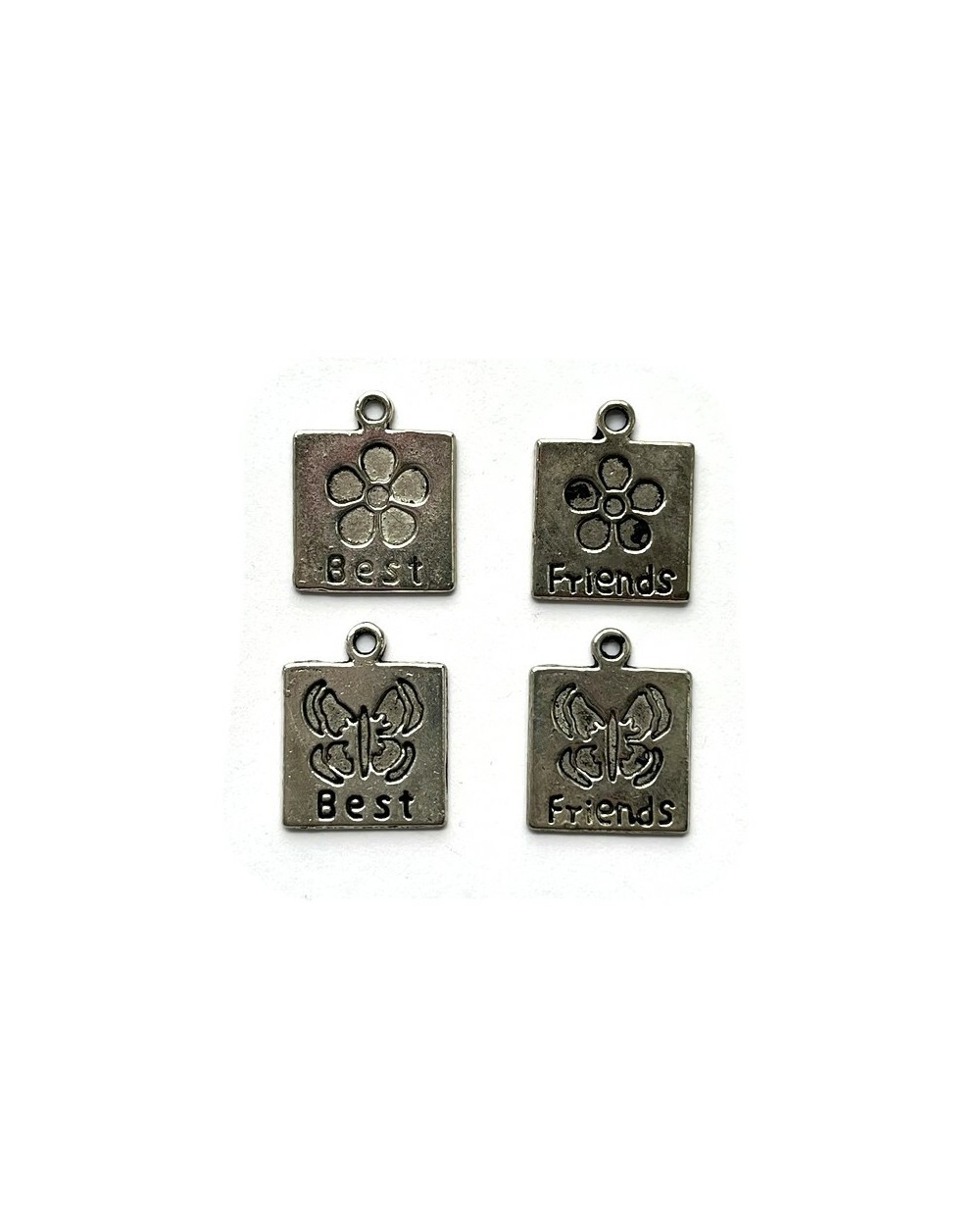 Zestaw 4 sztuk zawieszek BEST FRIENDS 17x14mm