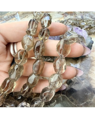 Kamień naturalny Kwarc dymny bryłka nieregularna ok 15x11mm sznurek
