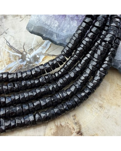 Kamień naturalny czarny turmalin dysk heishi fasetowany ok 6x3mm sznurek