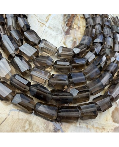 Kamień naturalny kwarc dymny bryłka szlifowana ok 8x6mm sznurek