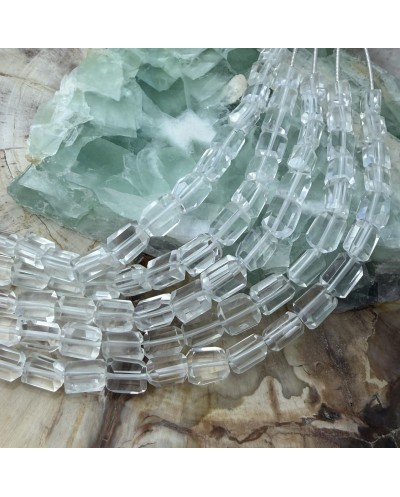 Kamień naturalny kryształ górski bryłka szlifowana ok 9x6mm sznurek