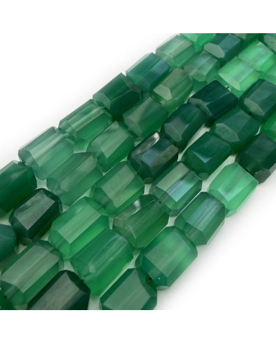 Kamień naturalny zielony onyks bryłka szlifowana ok 9x6mm sznurek