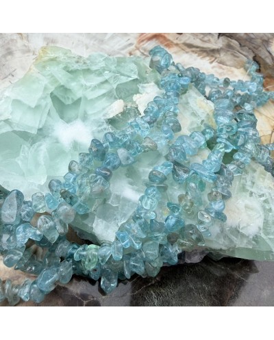 Apatyt blue sieczka 5~14x4~10mm sznurek ok 40 cm