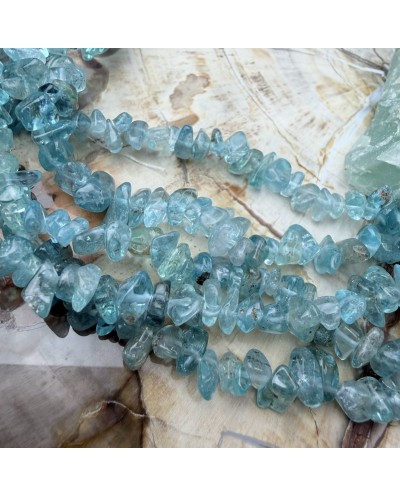 Apatyt blue sieczka 5~14x4~10mm sznurek ok 40 cm