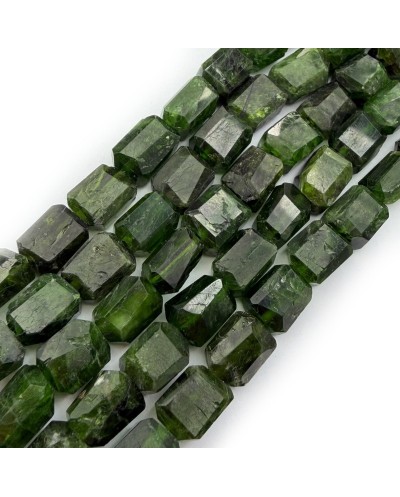 Kamień naturalny Zielony Turmalin bryłka szlifowana ok 9x6mm sznurek
