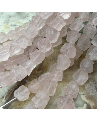 Kamień naturalny Kwarc Różowy bryłka surowa ok 6-8mm sznurek
