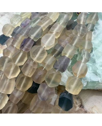 Kamień naturalny Fluoryt bryłka surowa ok 6-8mm sznurek